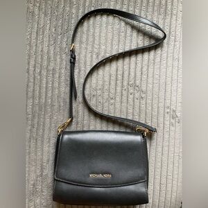 Black Michael Kors Crossbody